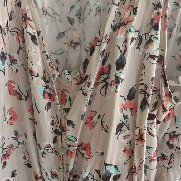 Romper - Picture 2 of 2